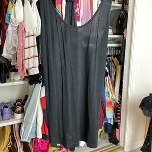 Black workout tank top